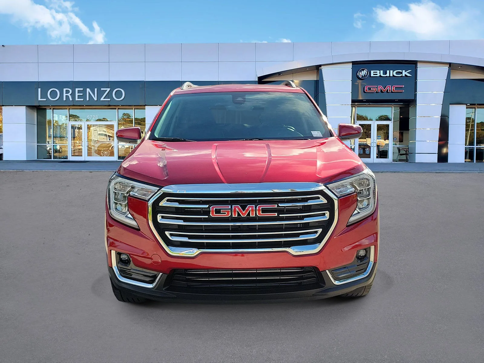 2024 GMC Terrain SLT photo 2