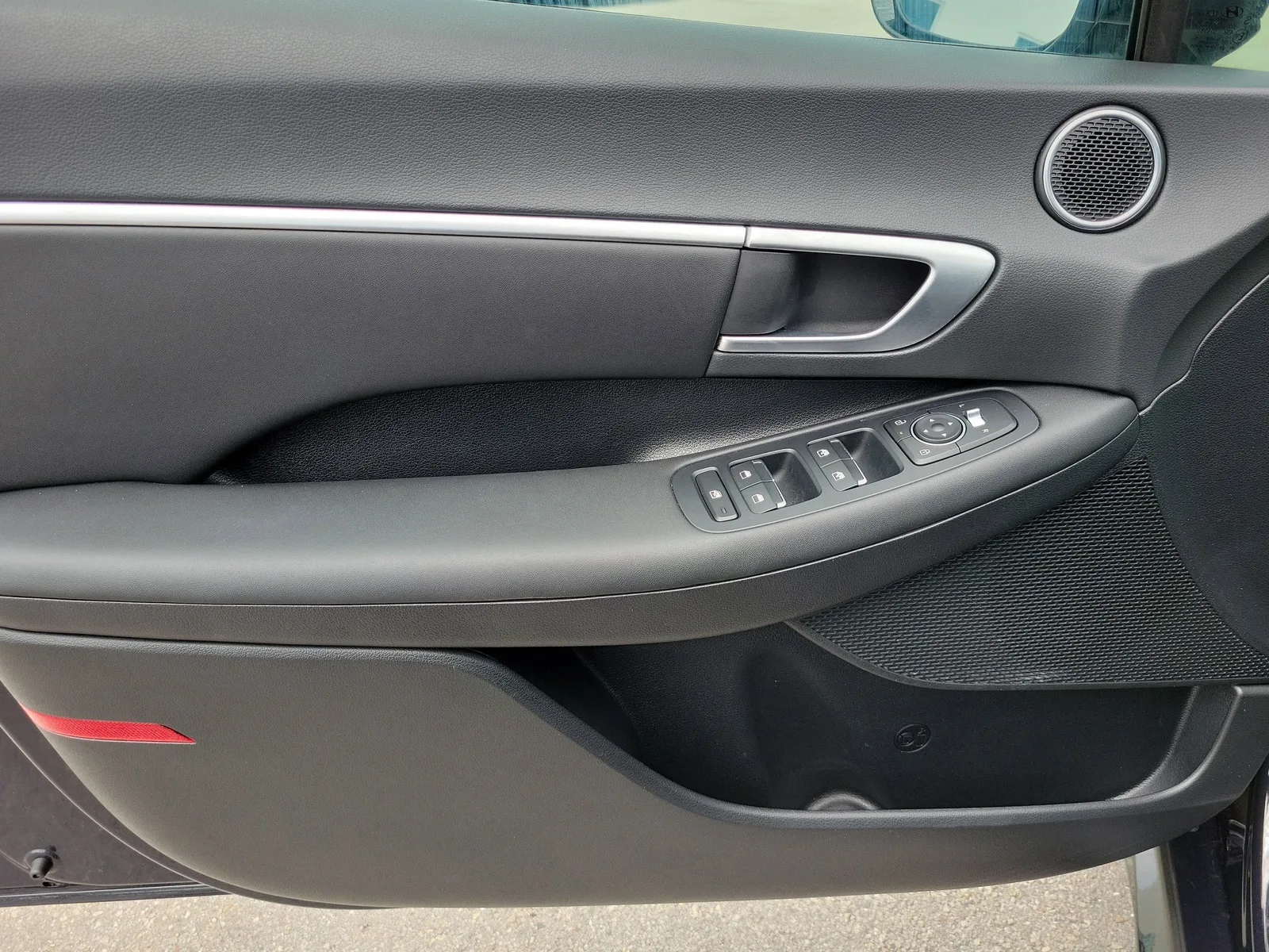 2024 Hyundai Sonata SEL photo 25