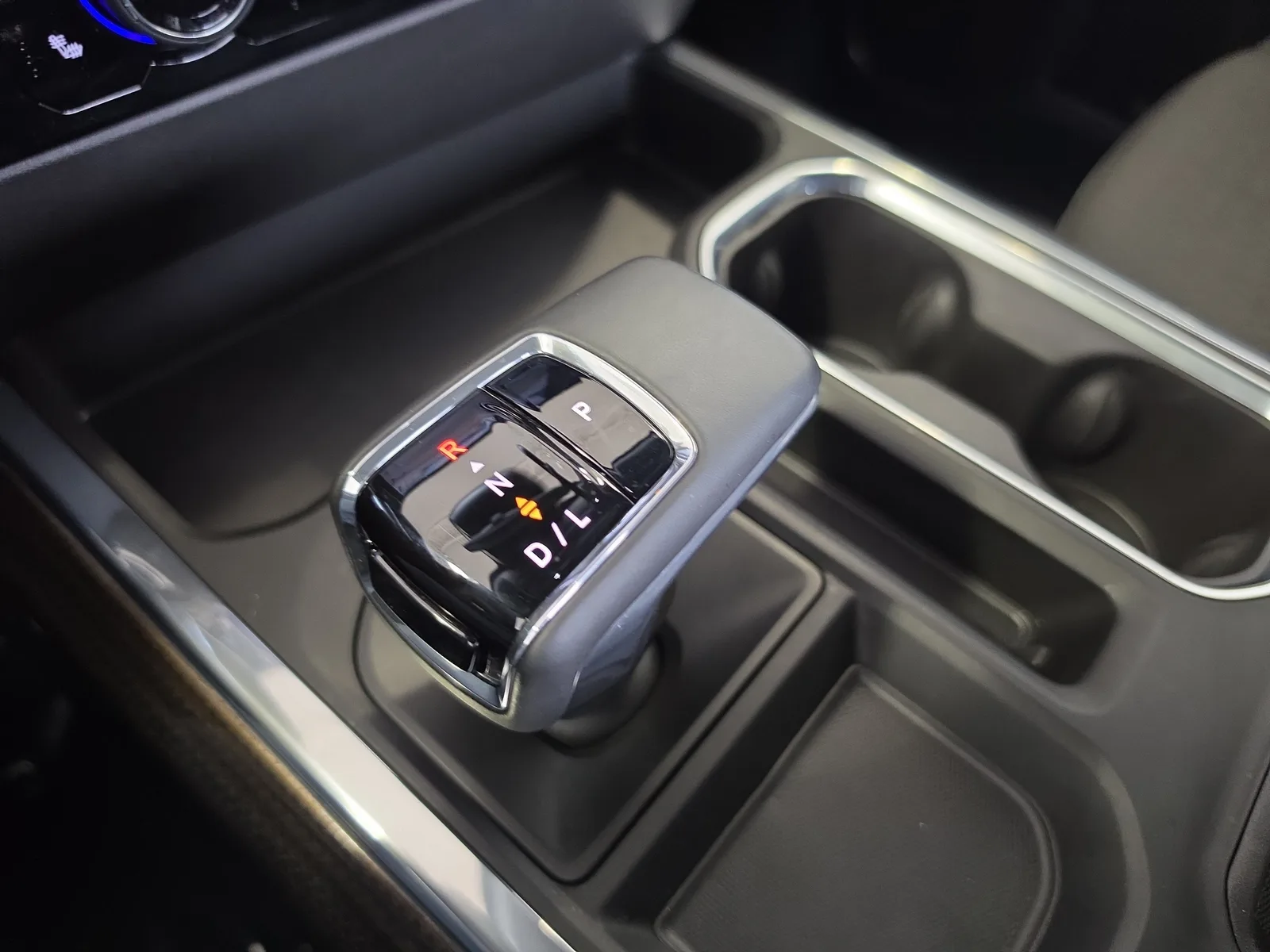 2026 Chevrolet Silverado 1500 RST photo 18