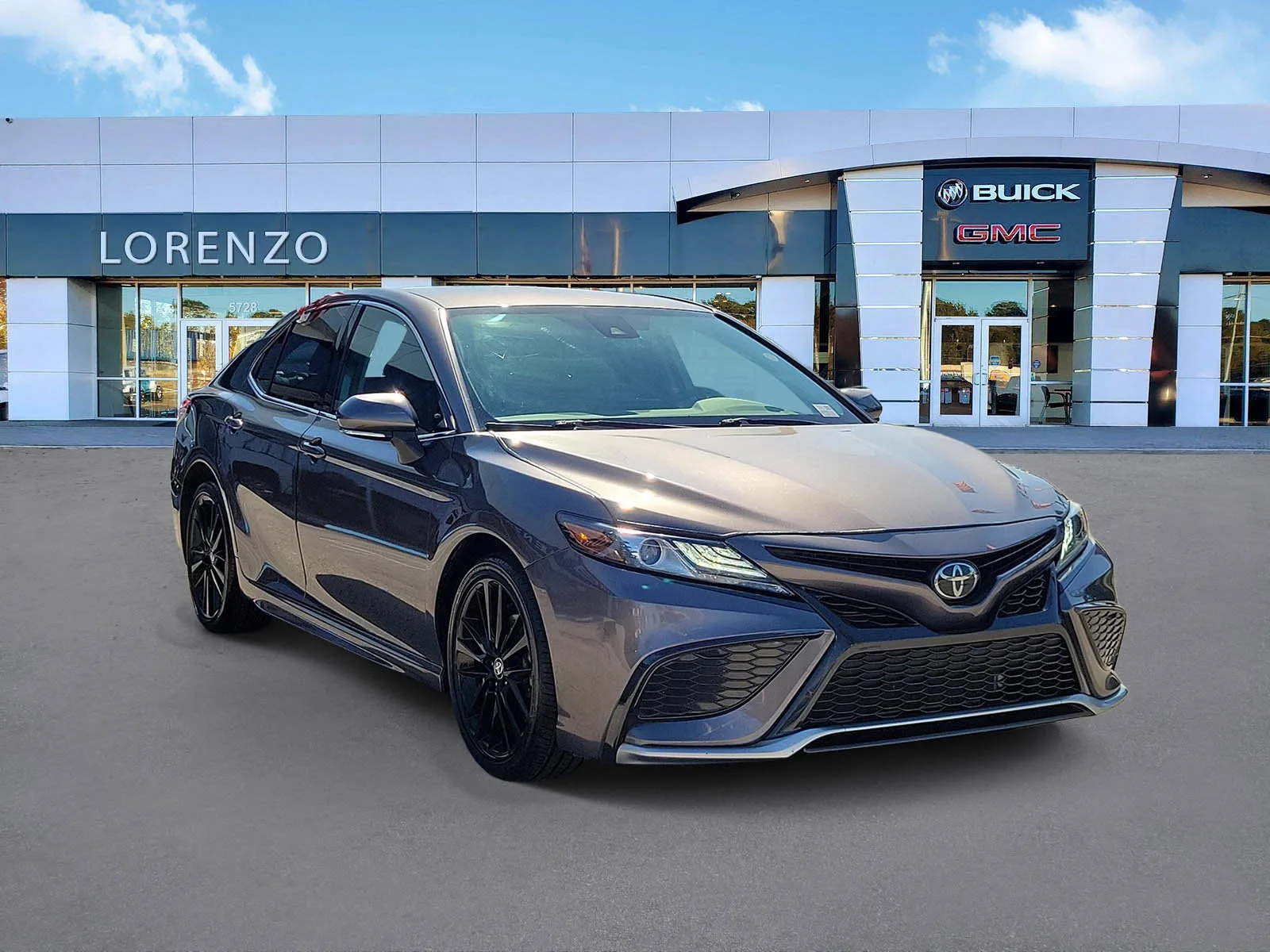 2023 Toyota Camry XSE photo 3