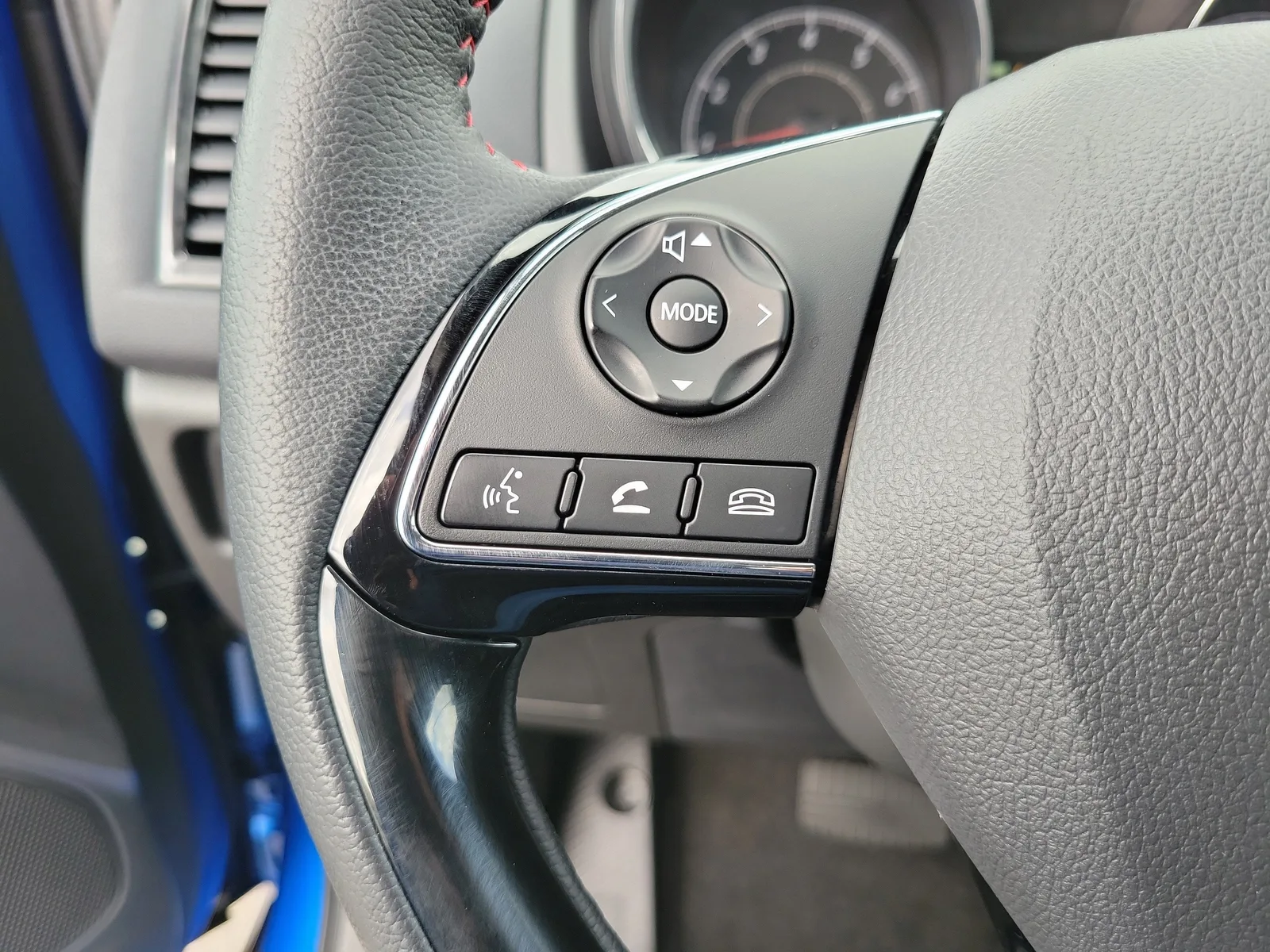 2025 Mitsubishi Outlander Sport LE photo 21