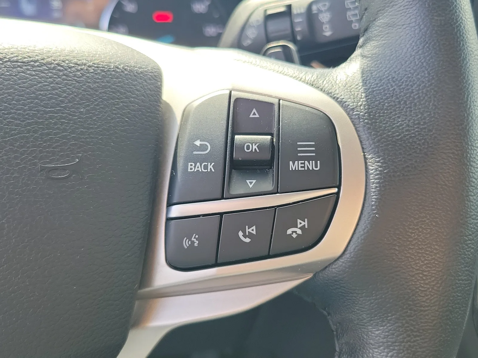 2021 Ford Explorer Limited photo 26
