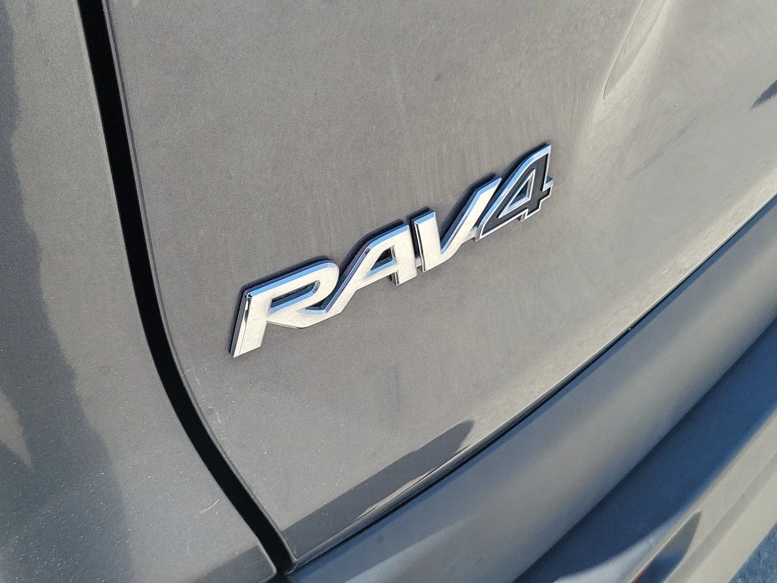 2019 Toyota RAV4 LE photo 28