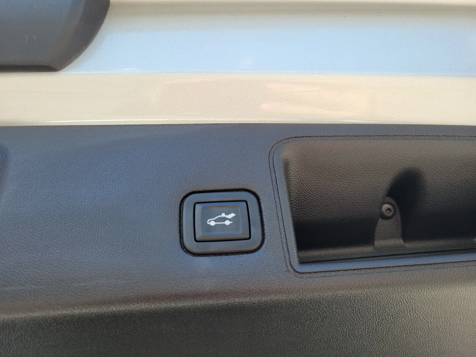 2022 GMC Terrain SLT photo 16