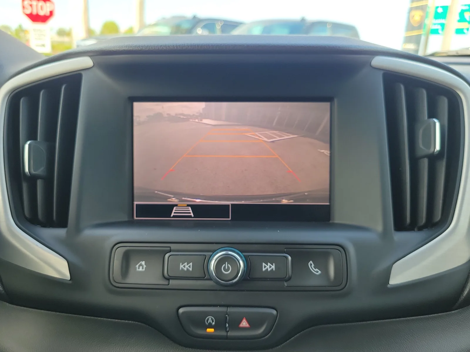 2023 GMC Terrain SLE photo 10