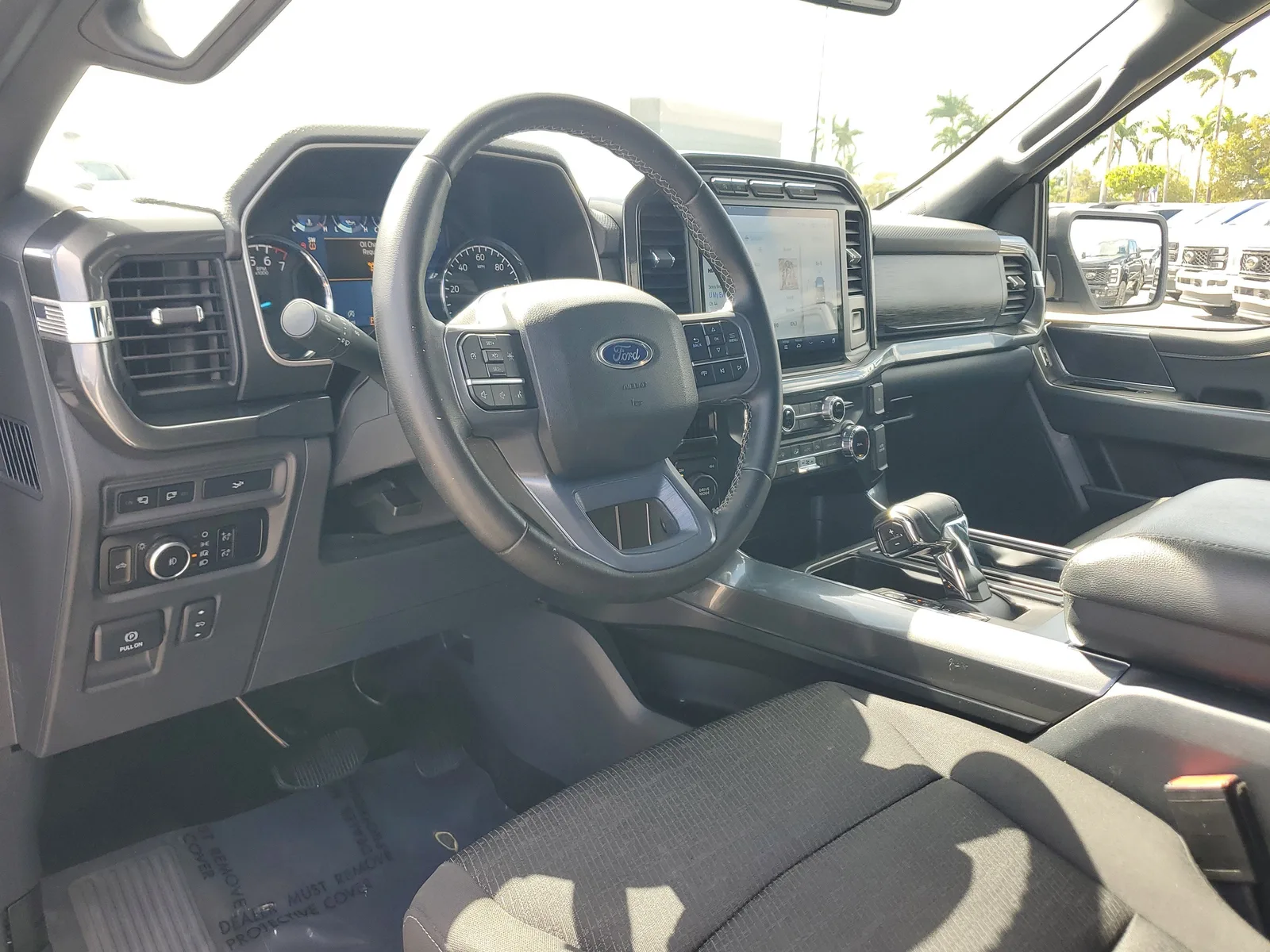2023 Ford F-150 XLT 4WD photo 9