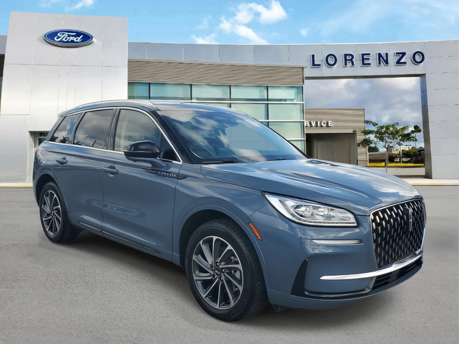 2023 Lincoln Corsair Grand Touring 4WD photo 3