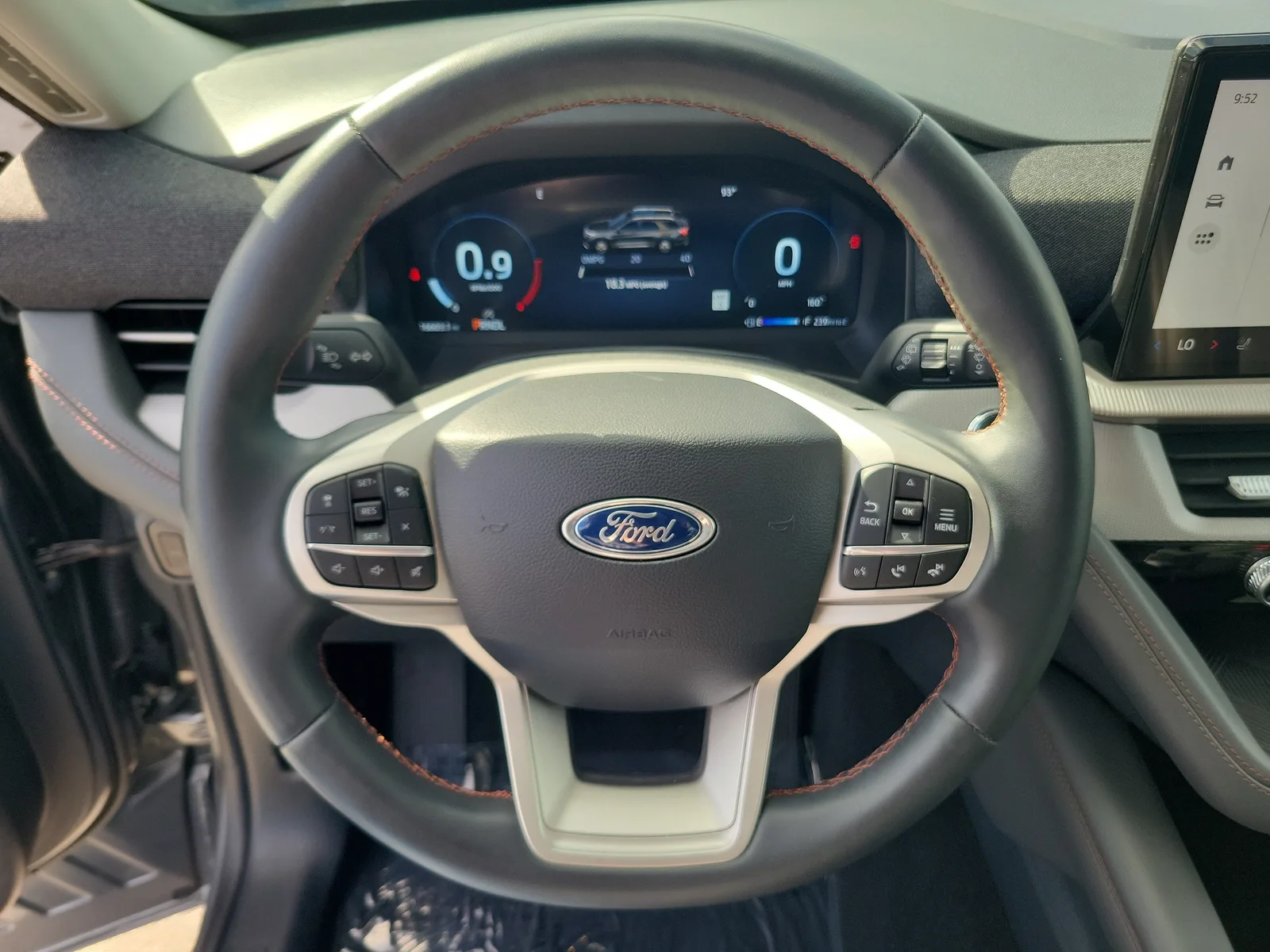 2025 Ford Explorer Active photo 22