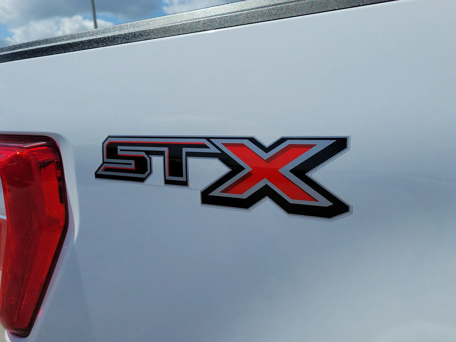 2023 Ford F-150 XL photo 9