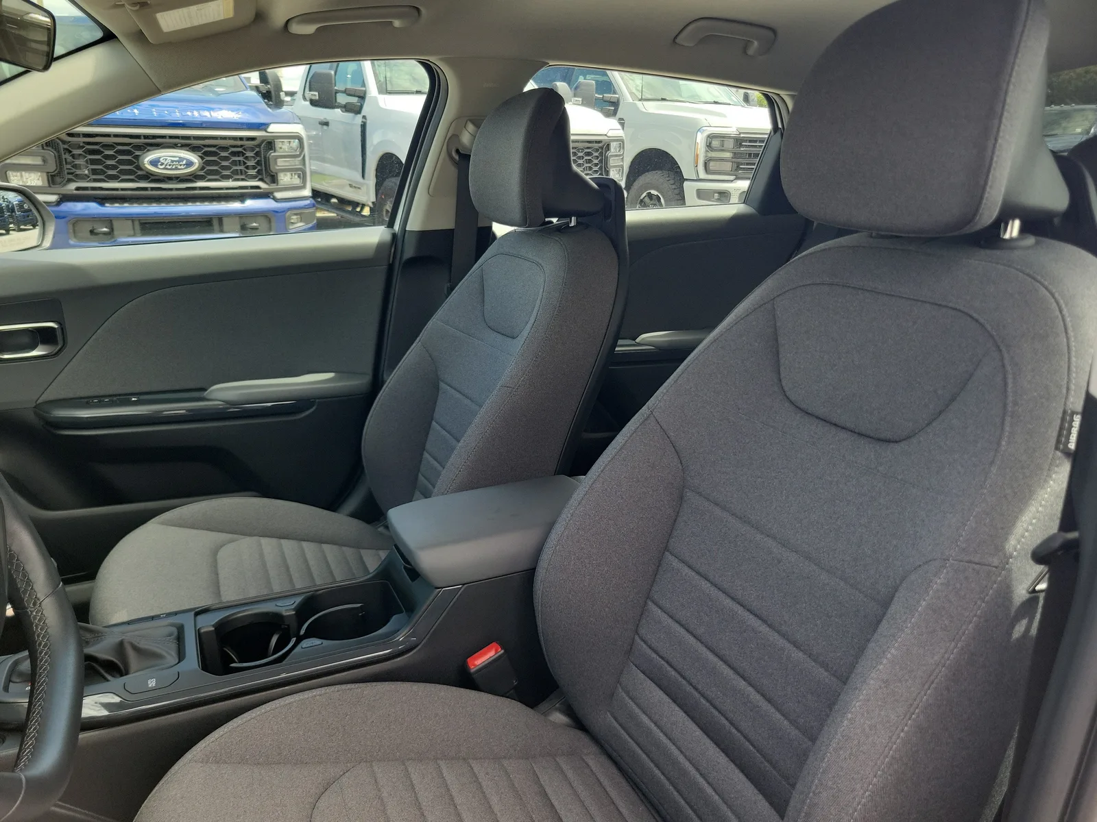 2025 Kia K4 EX photo 12