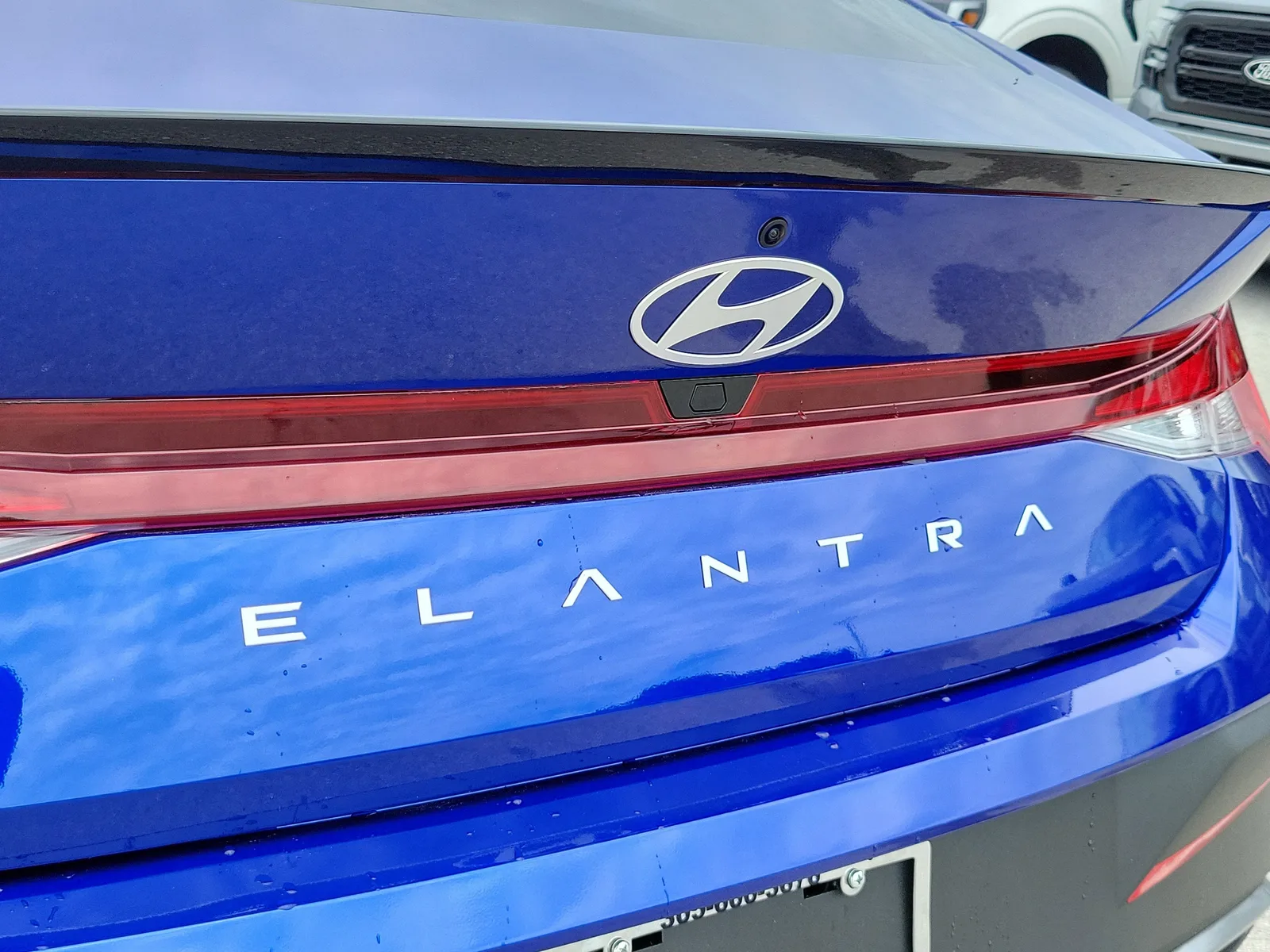 2025 Hyundai Elantra SEL Sport photo 11