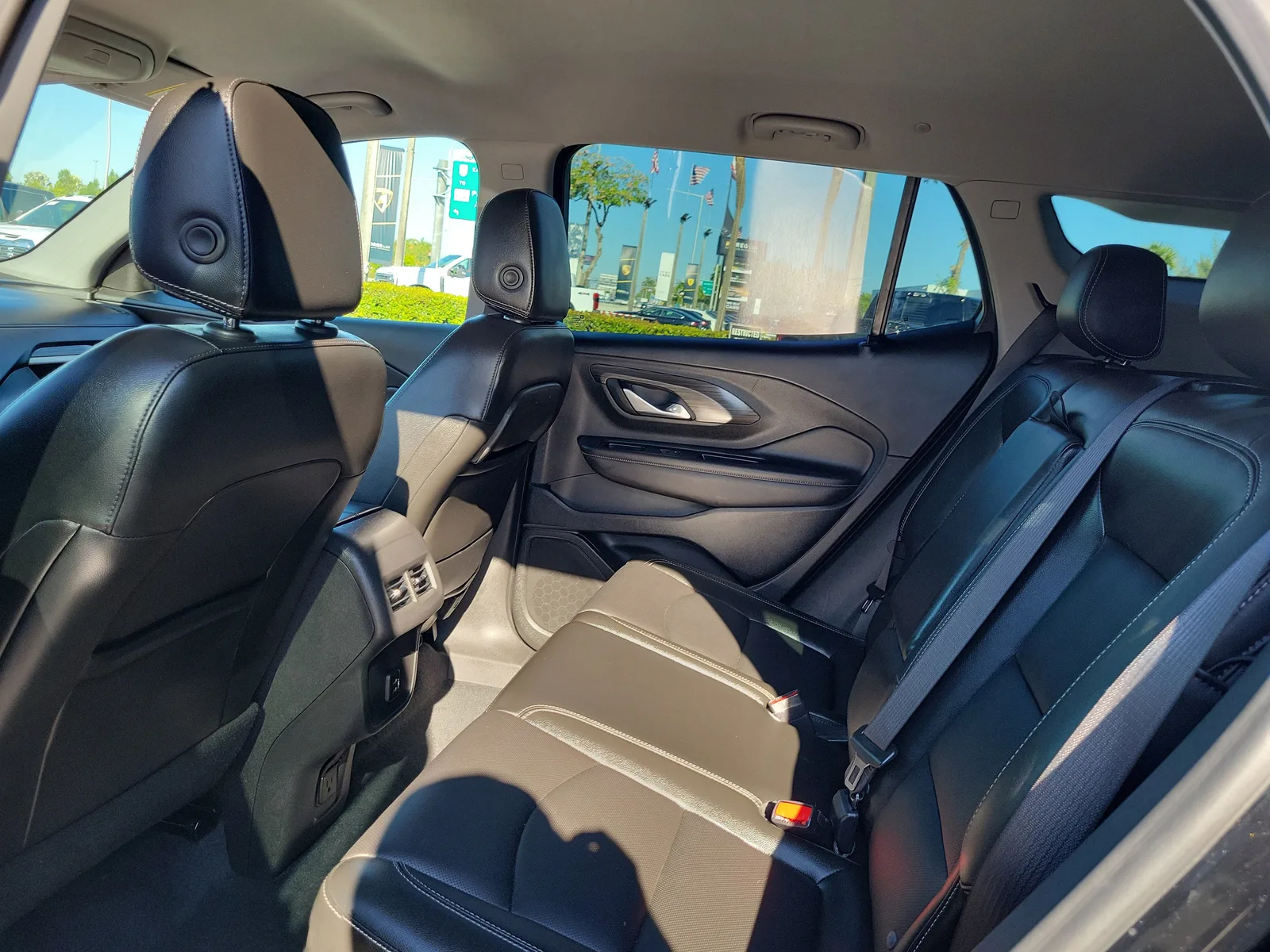 2022 GMC Terrain SLT photo 13