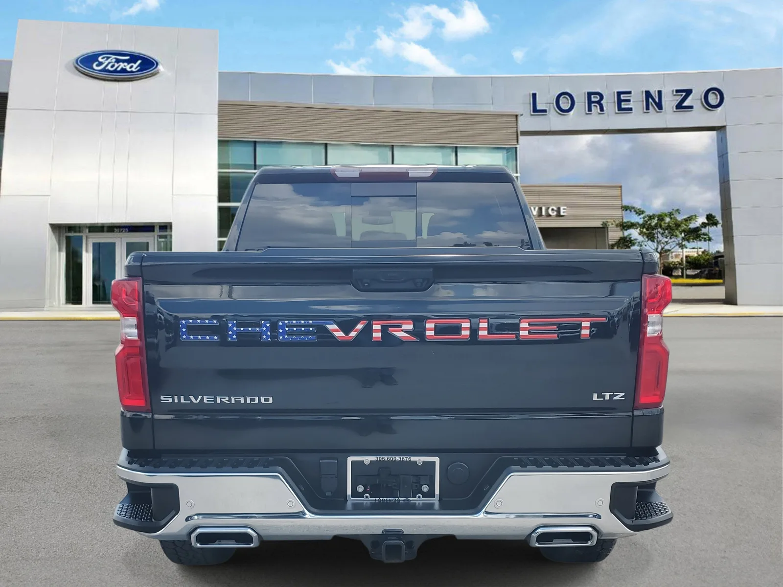 2024 Chevrolet Silverado 1500 LTZ photo 6
