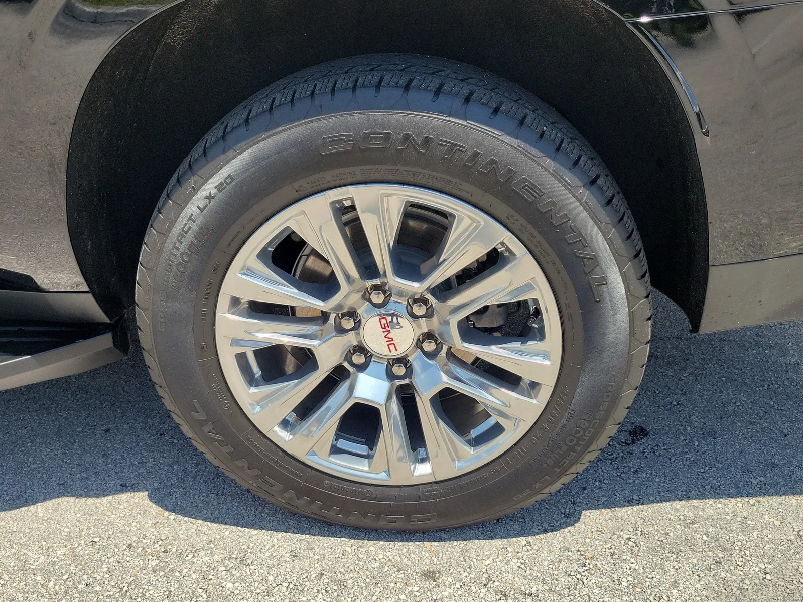 2024 GMC Yukon XL Denali photo 30