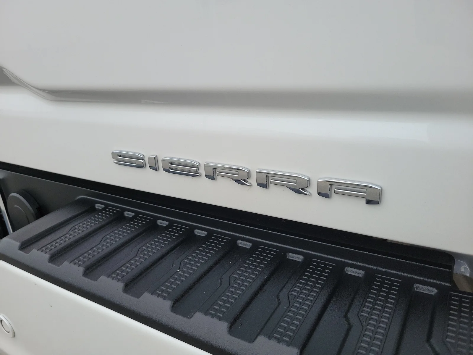 2025 GMC Sierra 2500HD Denali Ultimate 4WD Diesel photo 31