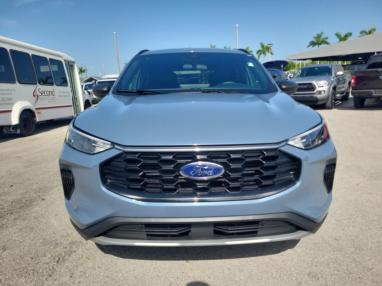 2025 Ford Escape ST-Line photo 2