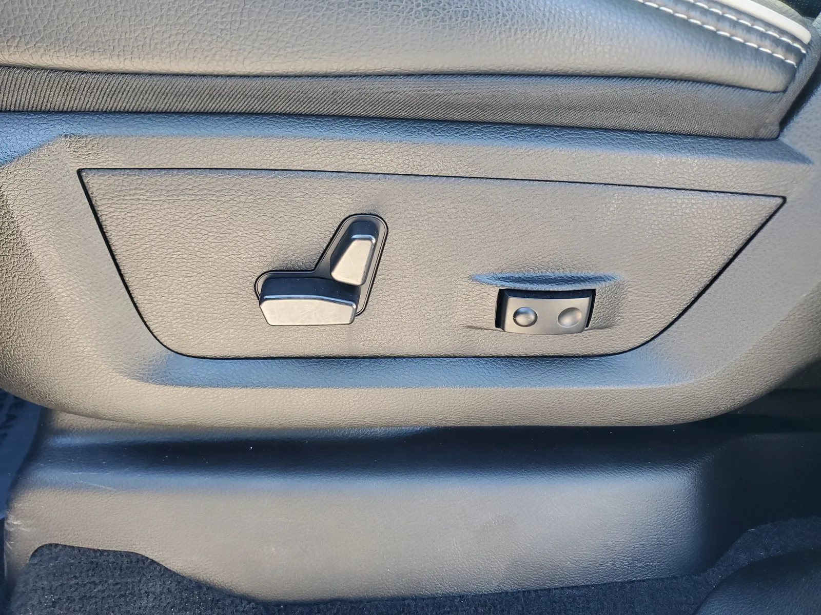 2024 RAM 2500 Laramie 4WD Diesel photo 13