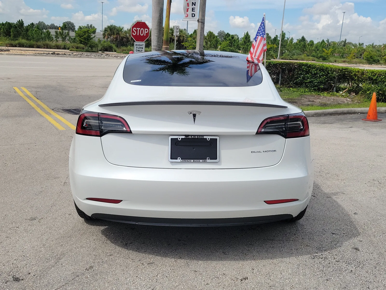2023 Tesla Model 3 Performance photo 6