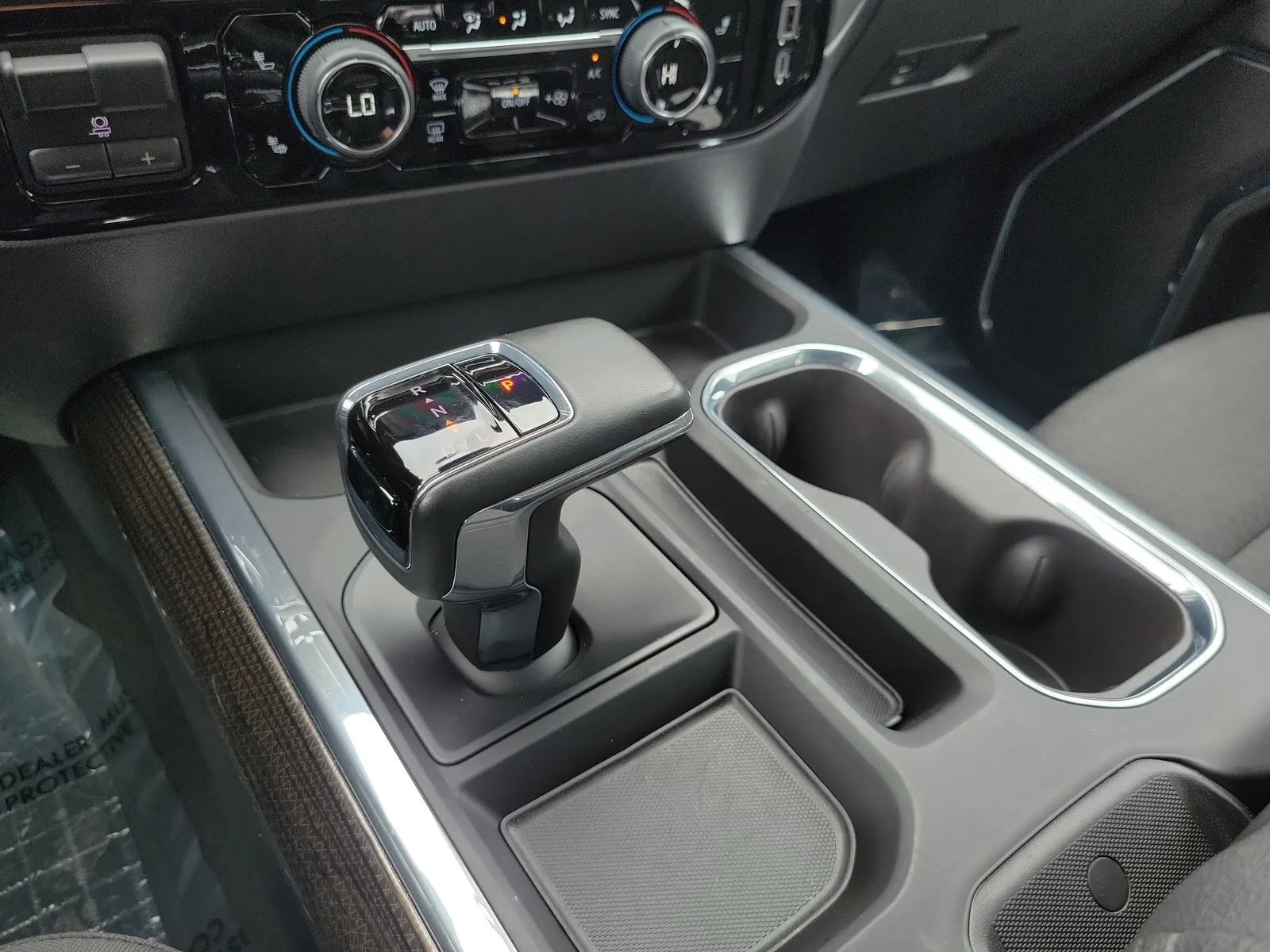 2025 Chevrolet Silverado 1500 LT Trail Boss photo 21