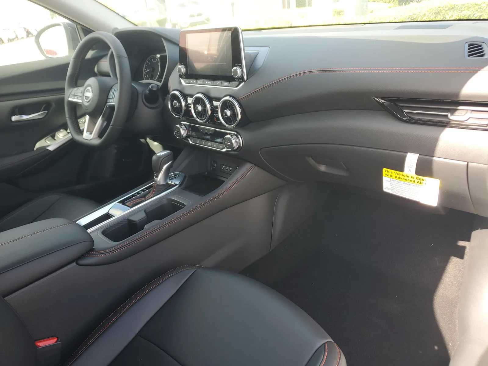 2025 Nissan Sentra SR photo 14