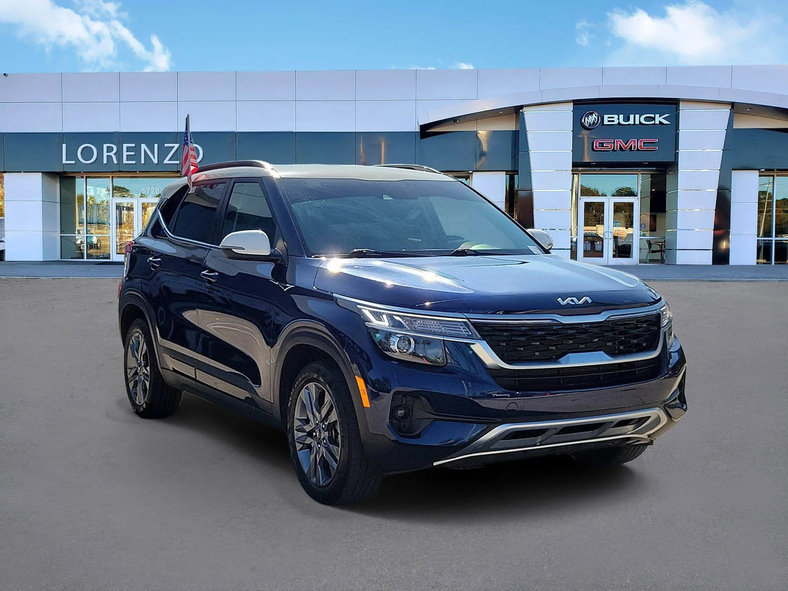 2023 Kia Seltos S photo 3