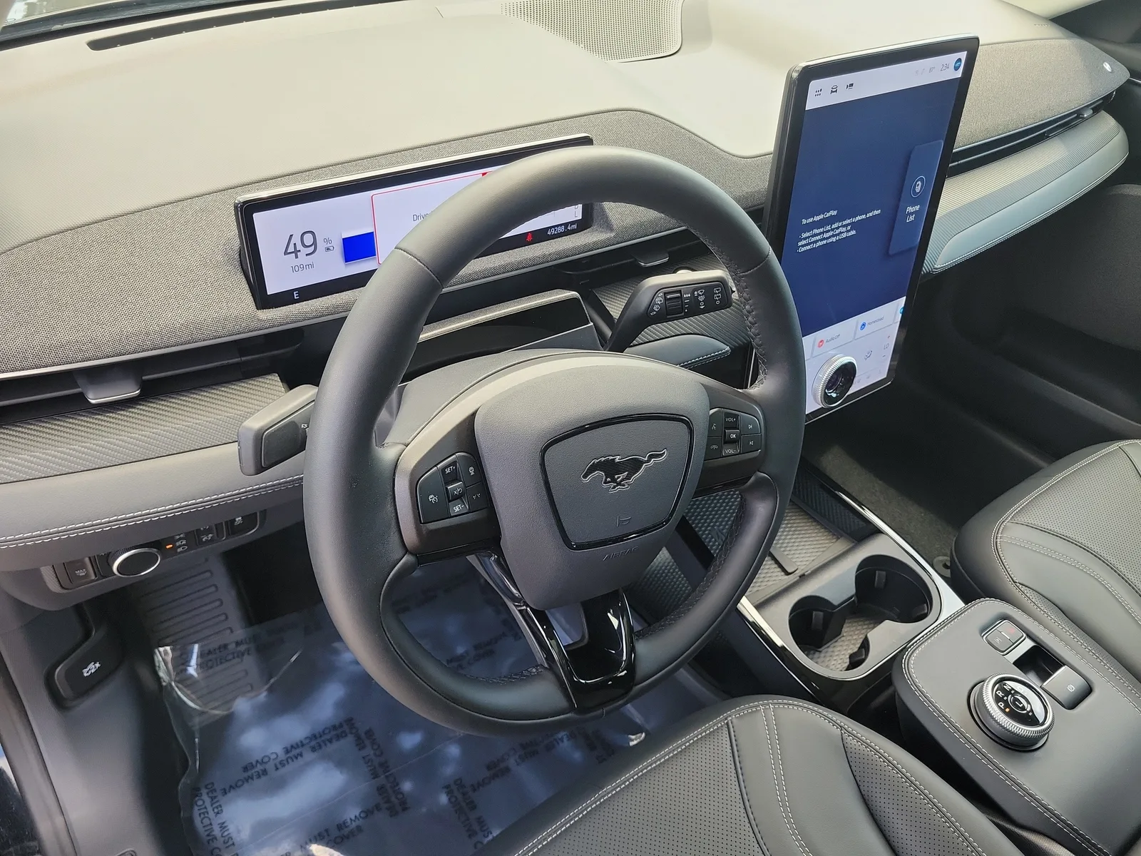 2024 Ford Mustang Mach-E Premium photo 8
