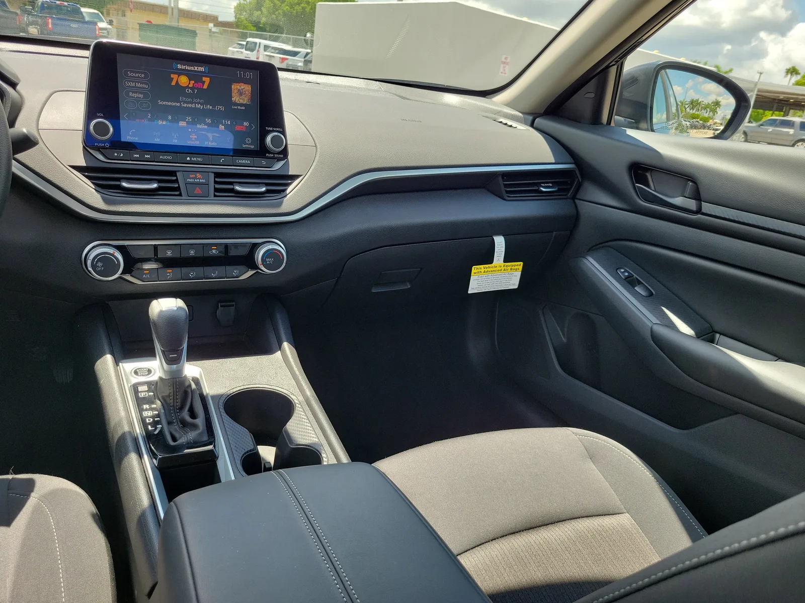 2025 Nissan Altima S photo 16