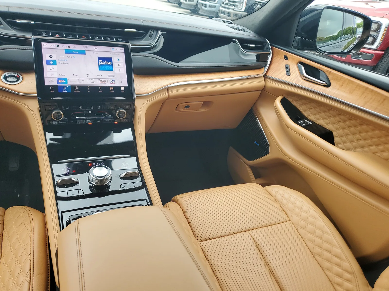 2024 Jeep Grand Cherokee L Summit Reserve 4WD photo 21