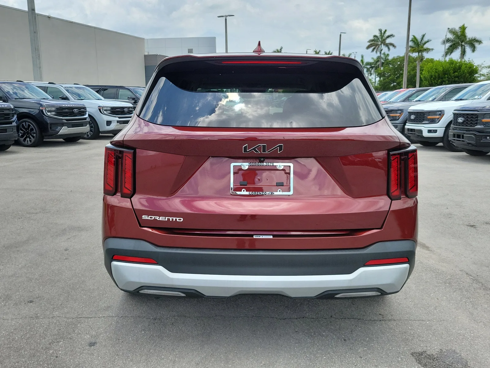 2024 Kia Sorento LX photo 6