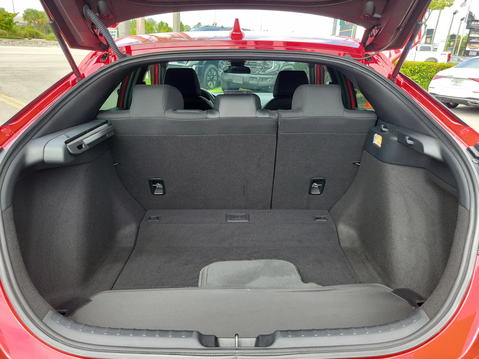 2026 Honda Civic Hatchback Sport photo 14
