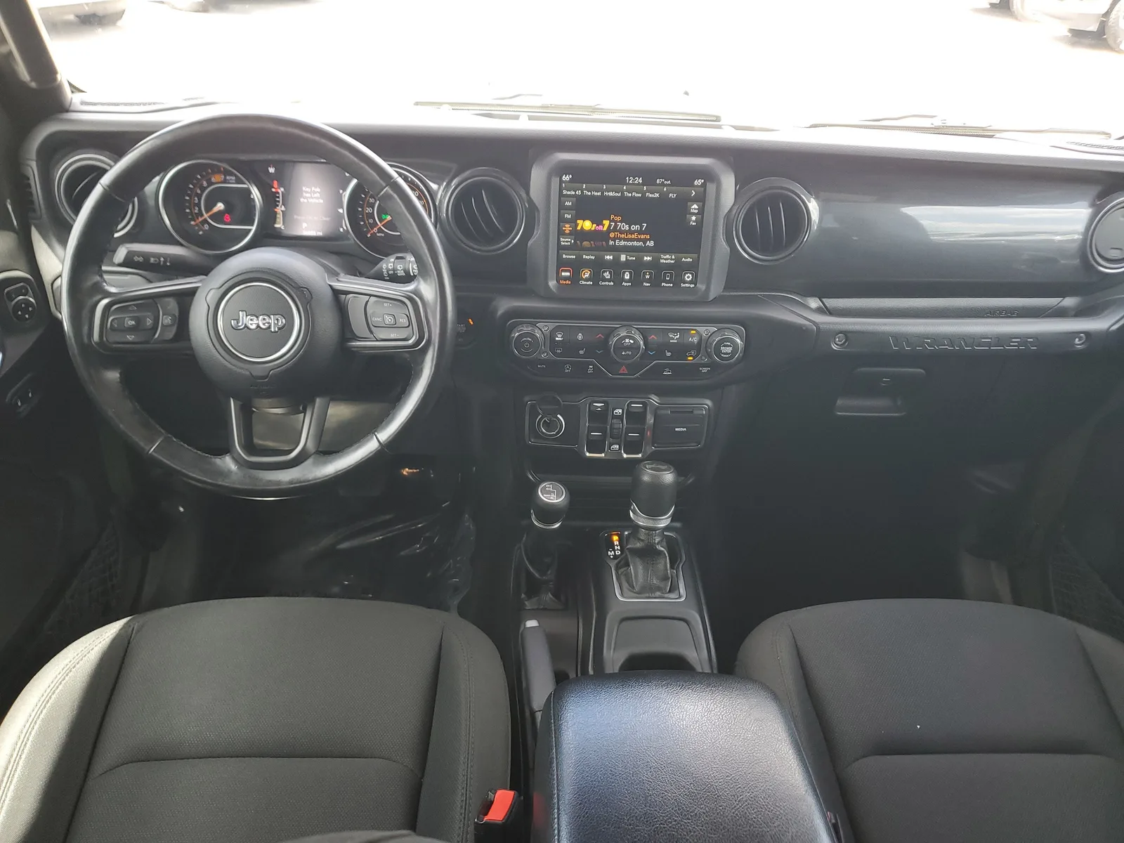 2021 Jeep Wrangler Unlimited Sport Altitude 4WD photo 15