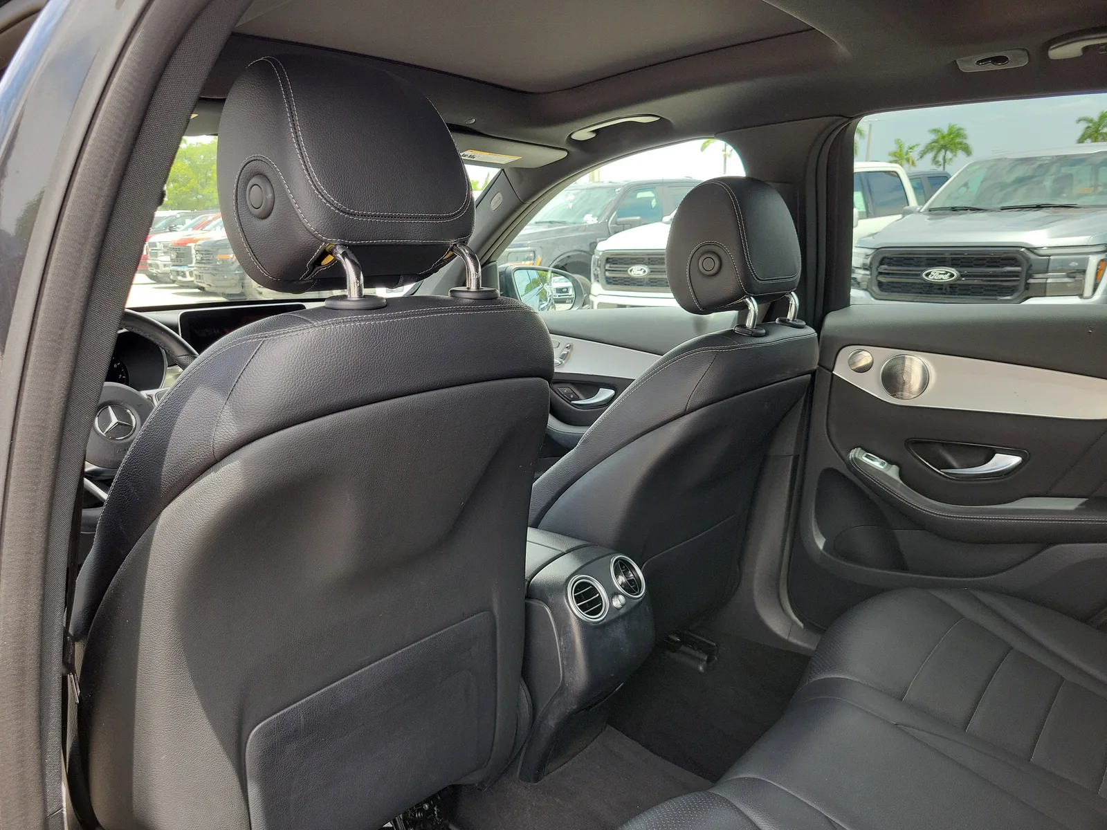 2021 Mercedes-Benz GLC GLC 300 photo 19