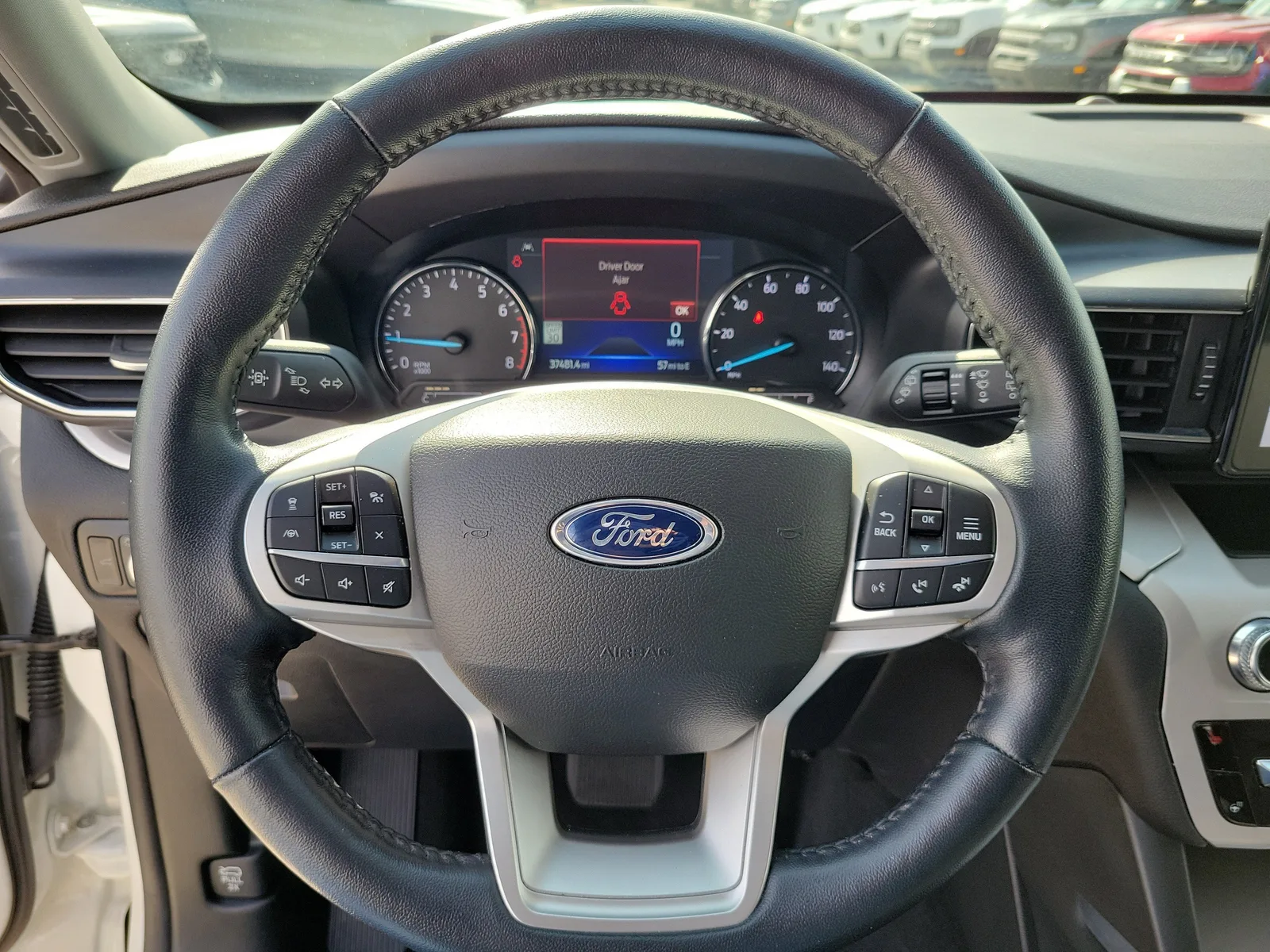 2023 Ford Explorer XLT photo 22