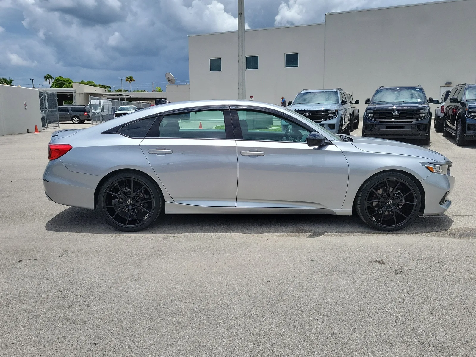 2021 Honda Accord Sedan Sport photo 4