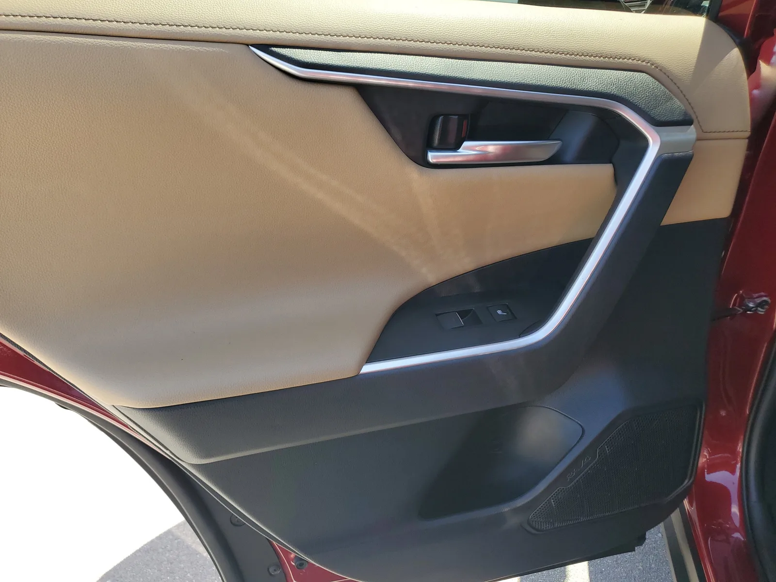 2023 Toyota RAV4 Limited photo 30