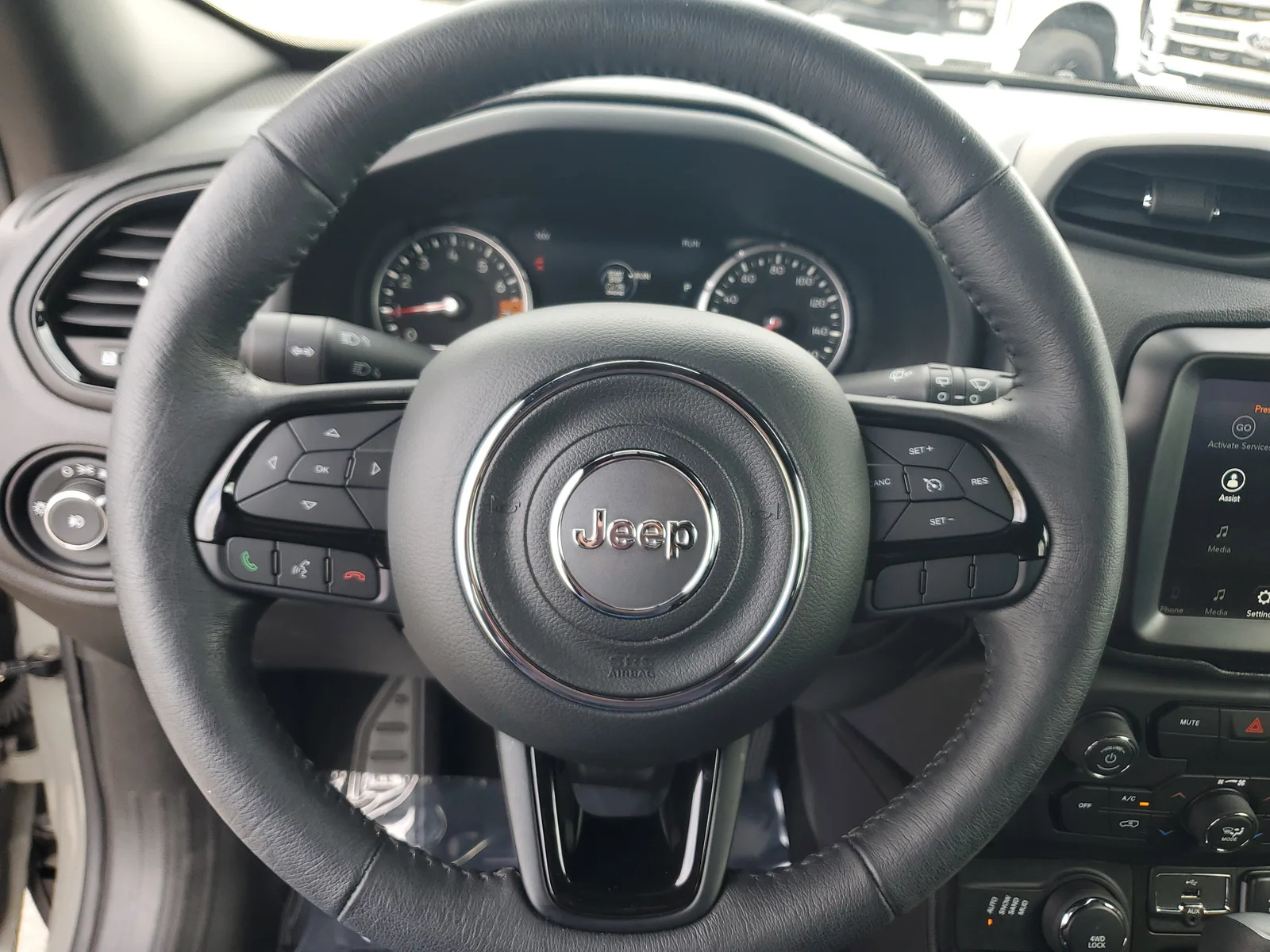 2022 Jeep Renegade Altitude 4WD photo 19
