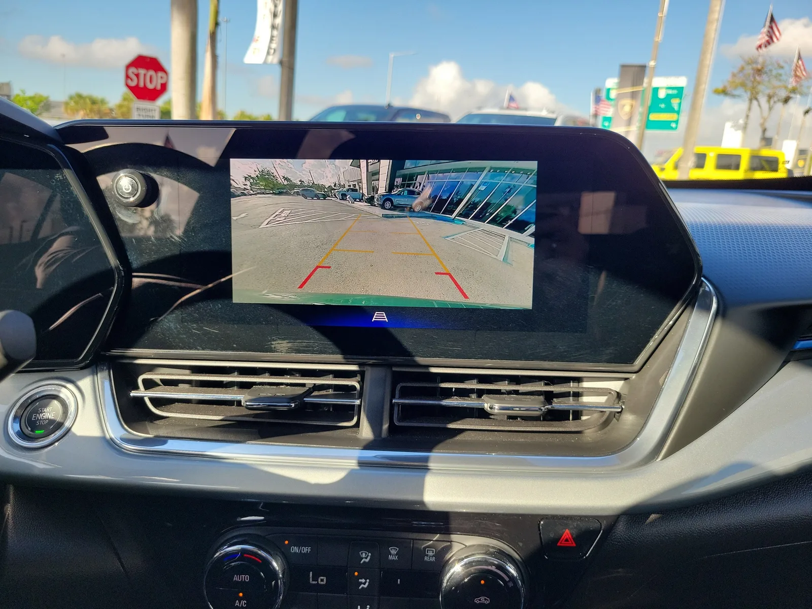 2025 Chevrolet Trax LT photo 10