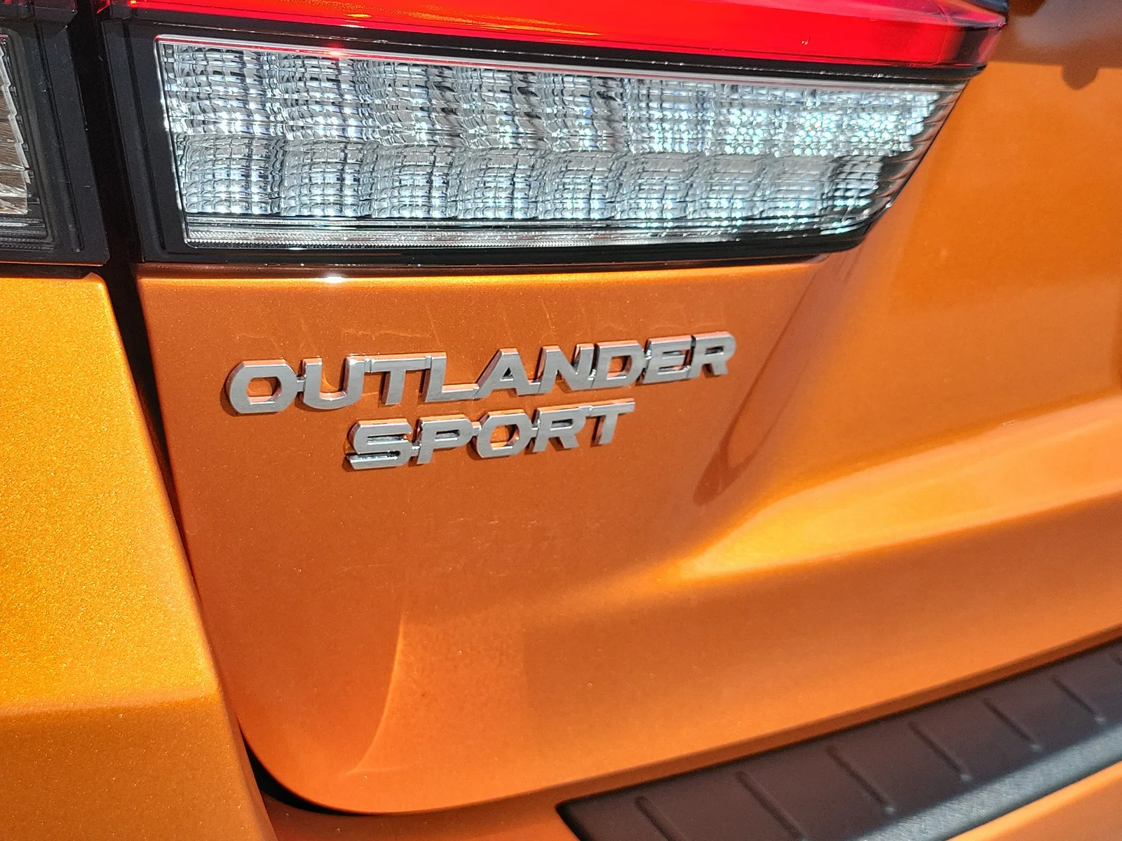 2026 Mitsubishi Outlander Sport LE 4WD photo 11