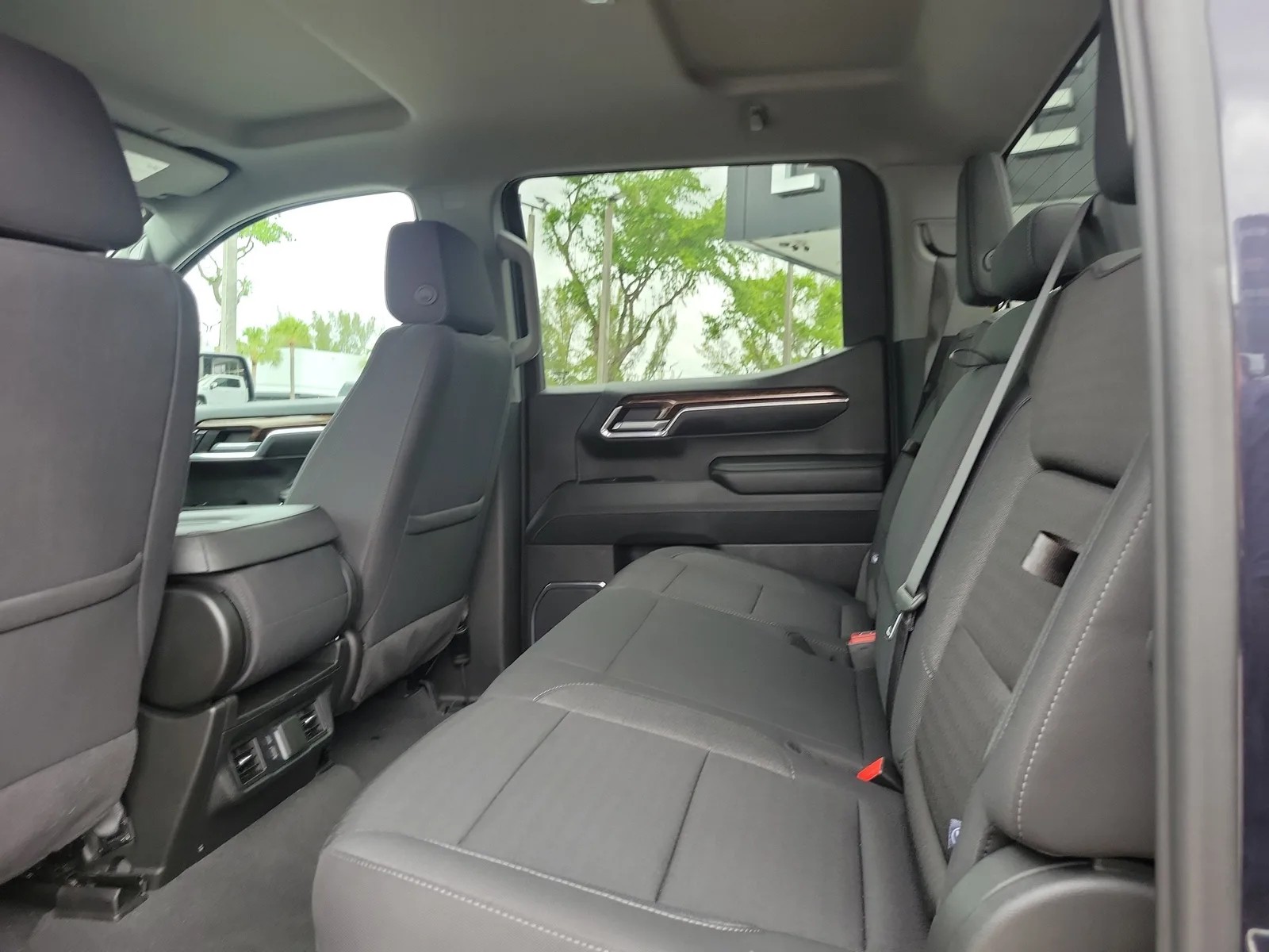 2024 GMC Sierra 1500 Elevation photo 14