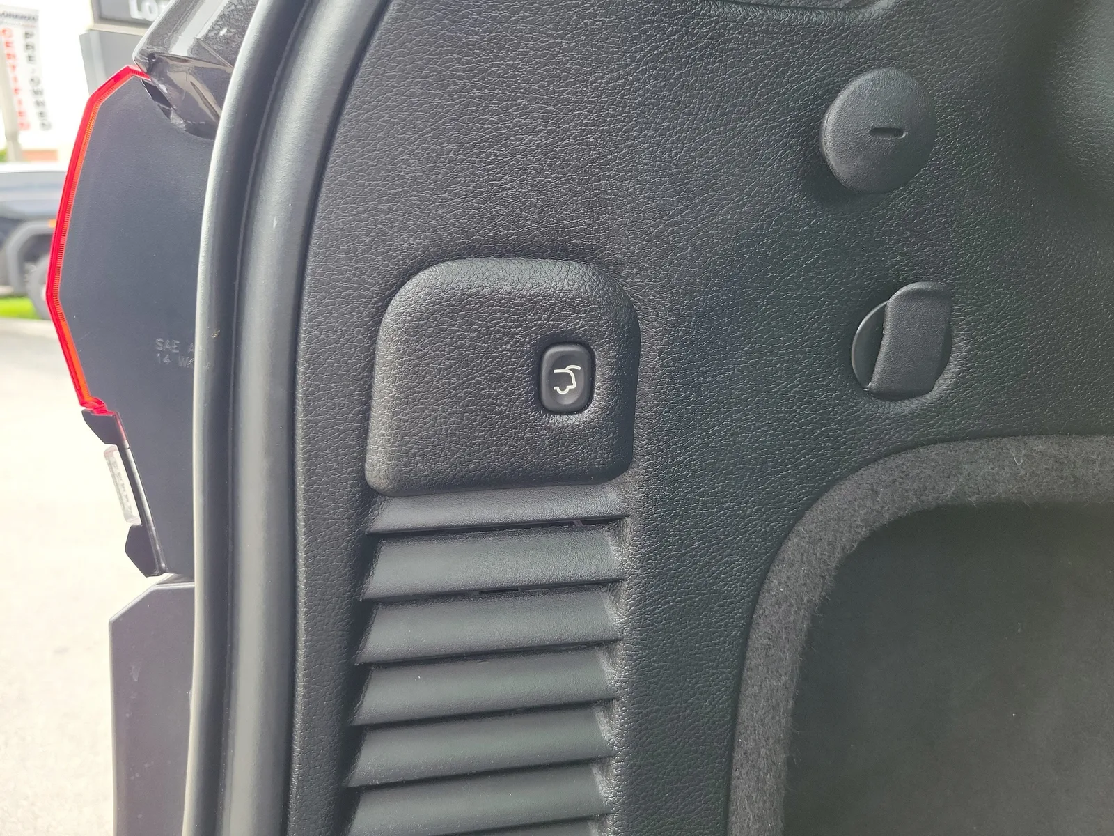 2019 Jeep Grand Cherokee Altitude photo 17