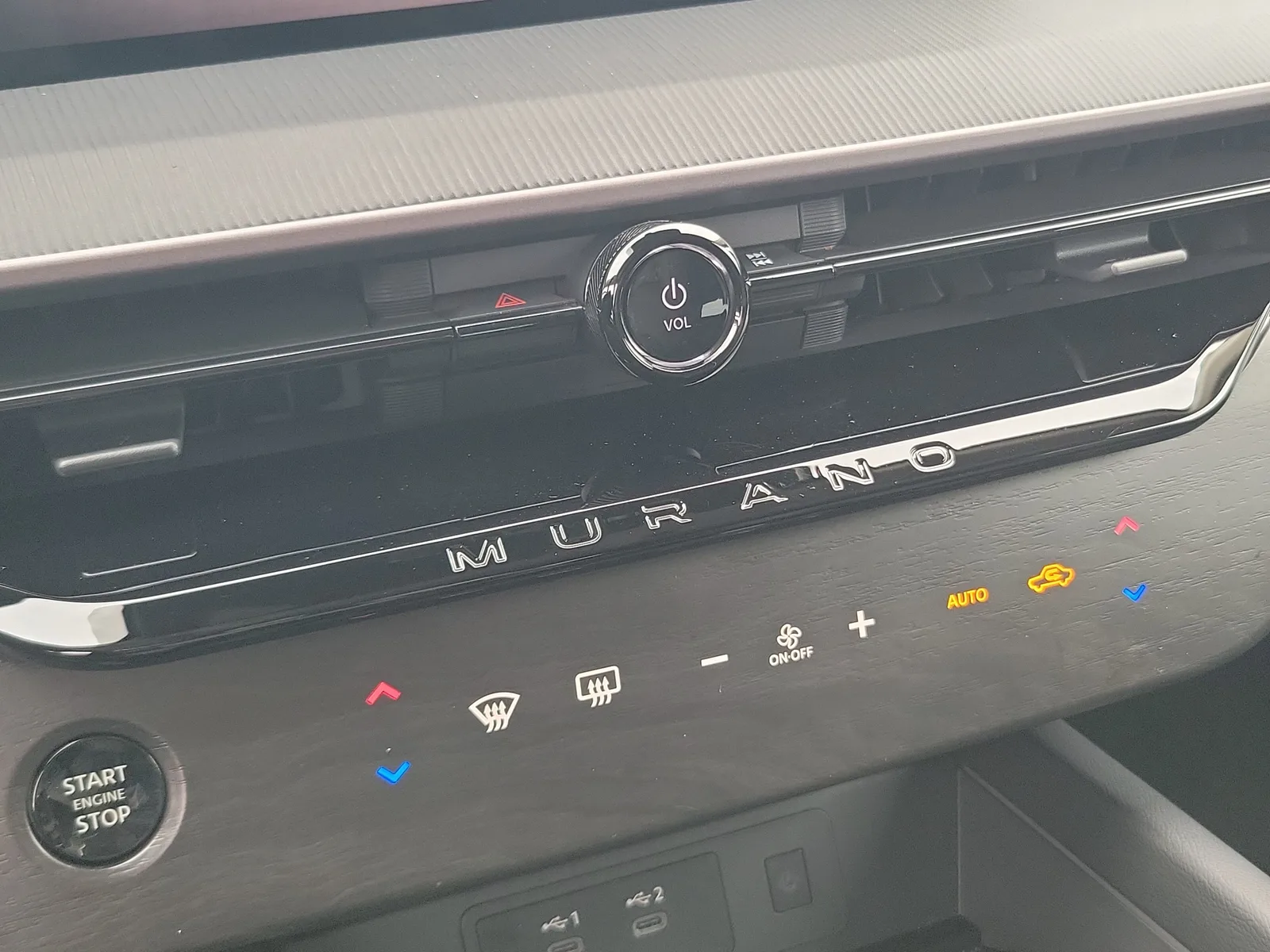 2025 Nissan Murano SV photo 25