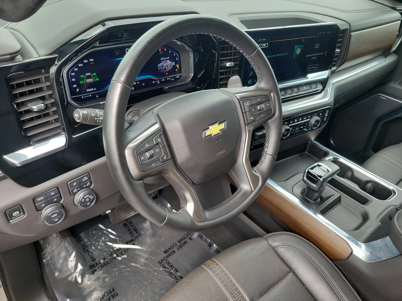 2024 Chevrolet Silverado 1500 High Country 4WD photo 9