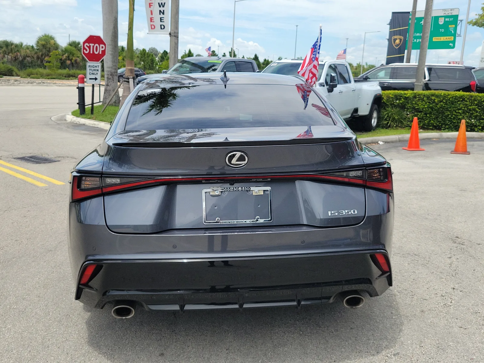 2023 Lexus IS IS 350 F SPORT photo 6