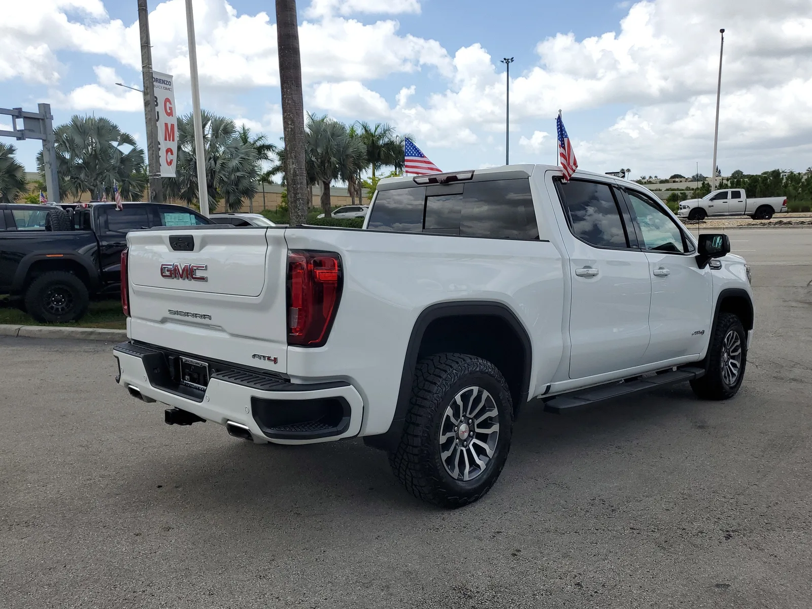 2020 GMC Sierra 1500 AT4 4WD photo 5