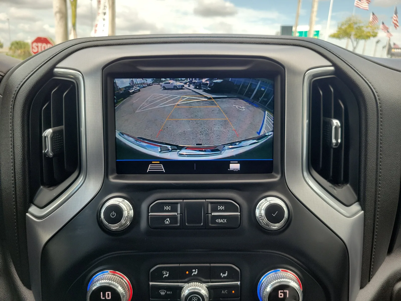 2022 GMC Sierra 2500 HD SLE photo 10