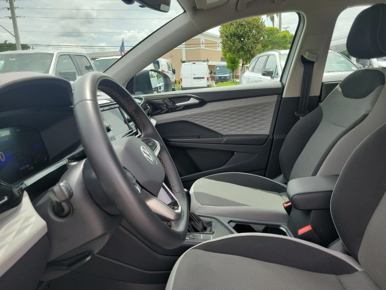 2023 Volkswagen Taos S photo 11