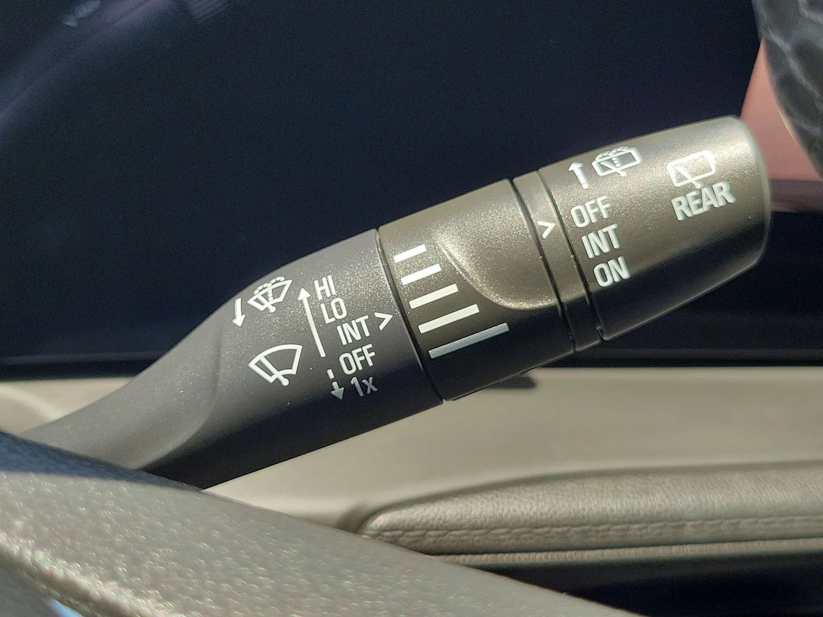 2025 Buick Encore GX Sport Touring photo 22