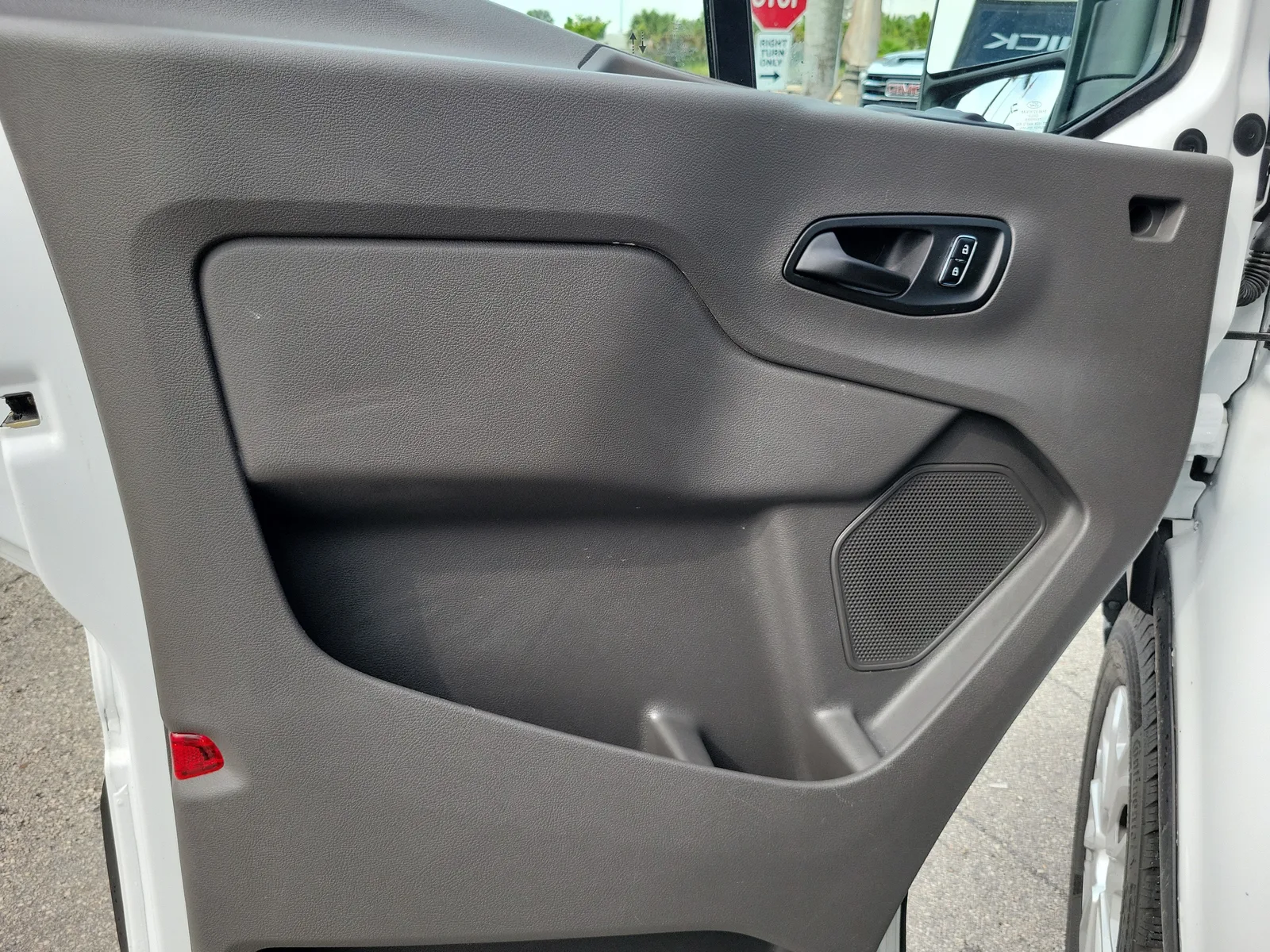 2025 Ford Transit Cargo Van T250 photo 20