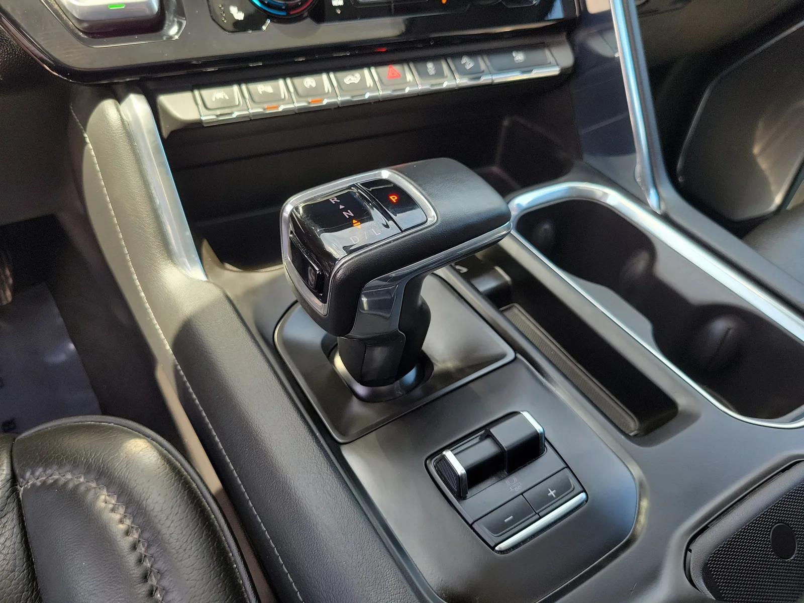 2024 GMC Sierra 1500 Denali photo 23