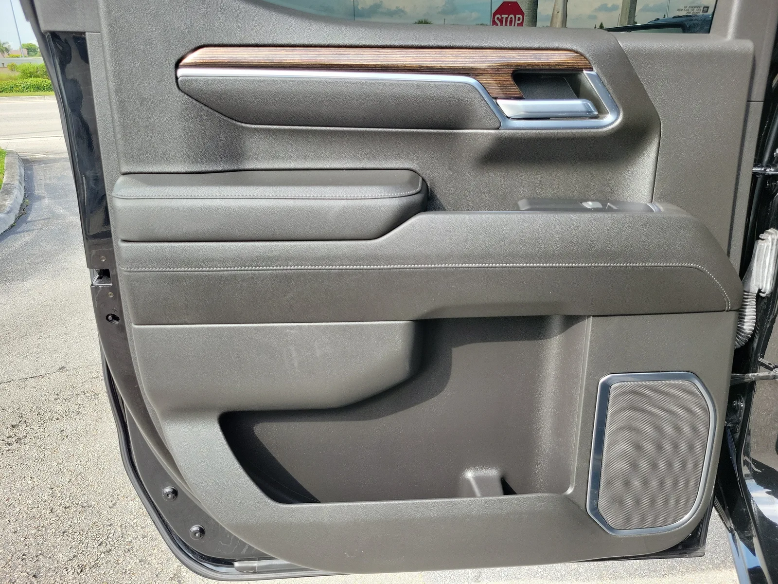 2022 GMC Sierra 1500 SLE photo 23
